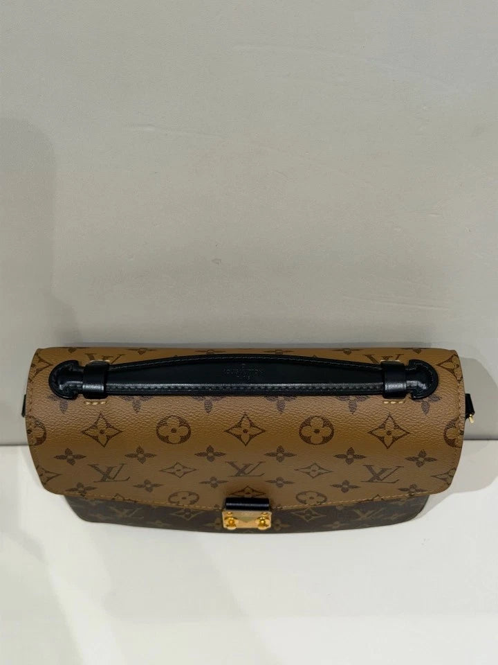 Louis Vuitton Messenger Crossbody Shoulder Bag For Women