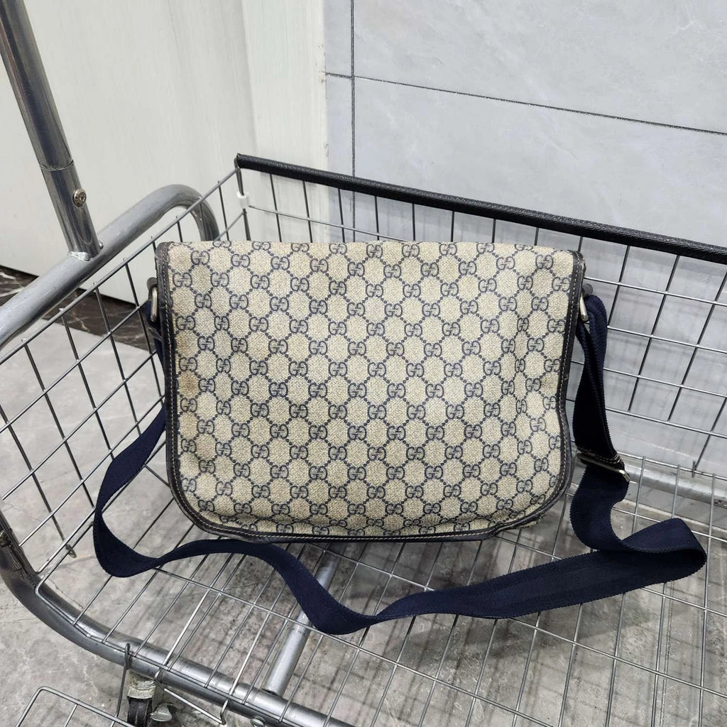 Gucci GG Canvas Flap Messenger Shoulder Crossbody For Women