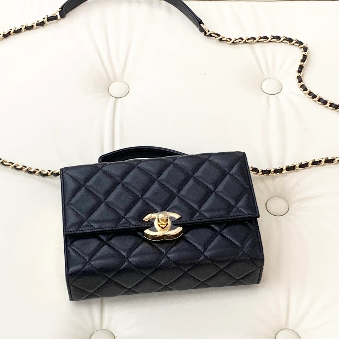 Chanel Lambskin Diamond Chain Shoulder Crossbody Bag Black Gold Hardware Women S