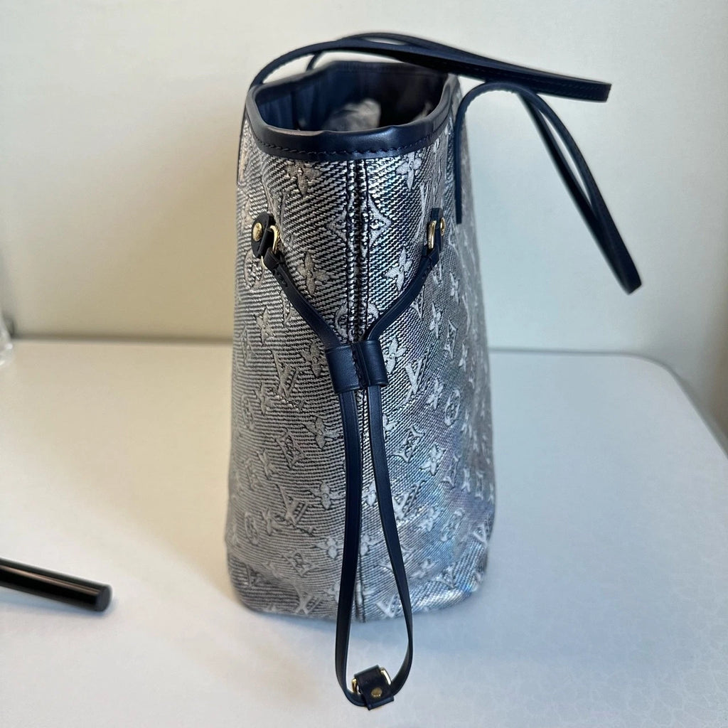 Louis Vuitton Neverfull Medium Holographic Tote Bag For Women