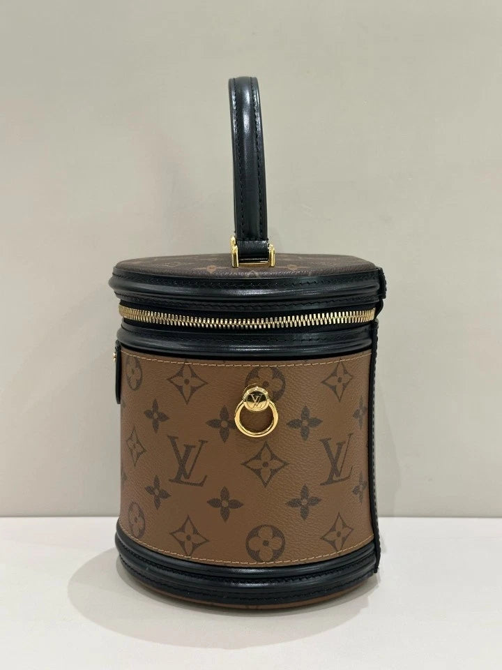 Louis Vuitton Women's Monogram Canvas Bucket Bag