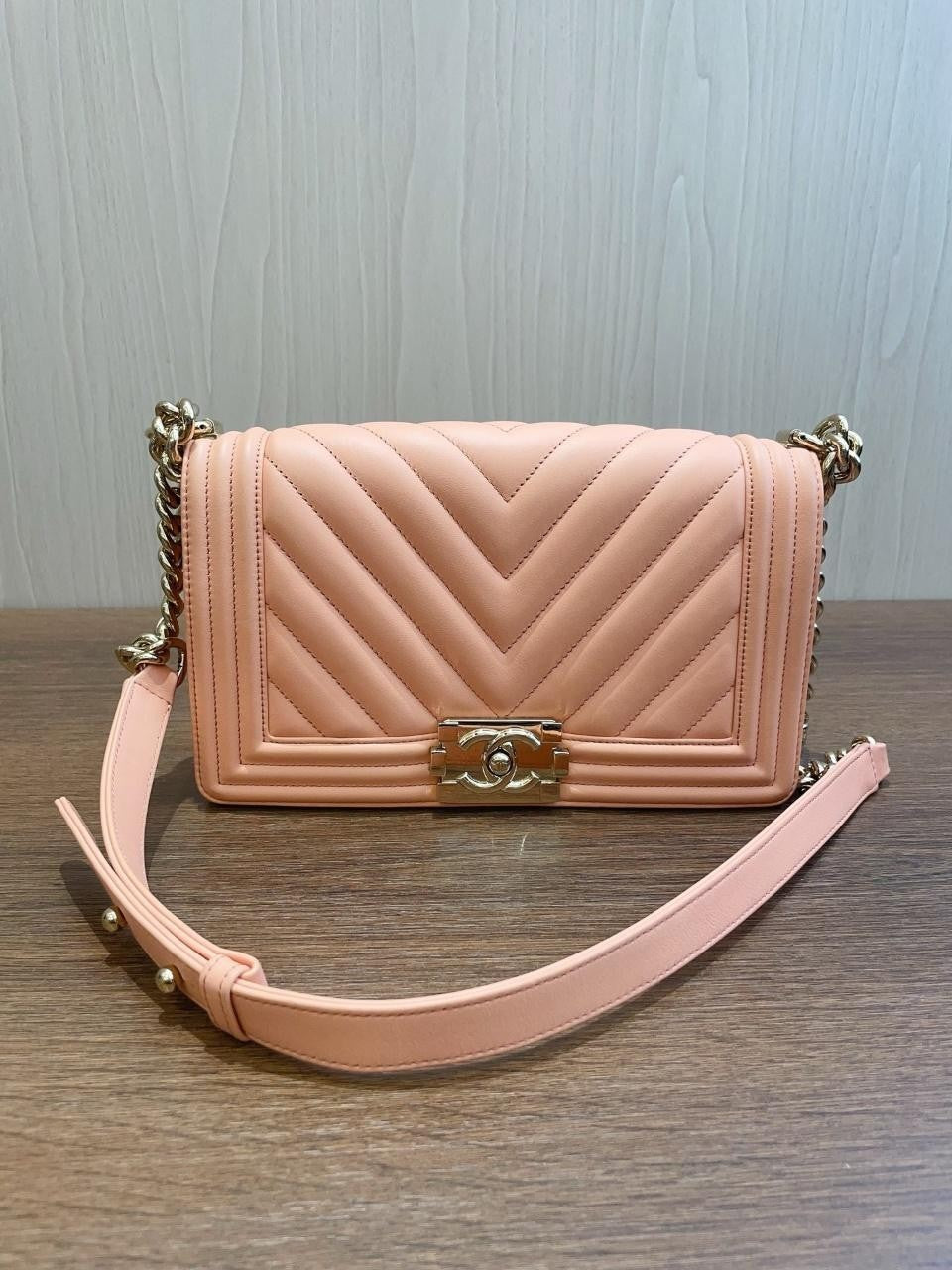 SJ0001 CHANEL leboy v pattern pink