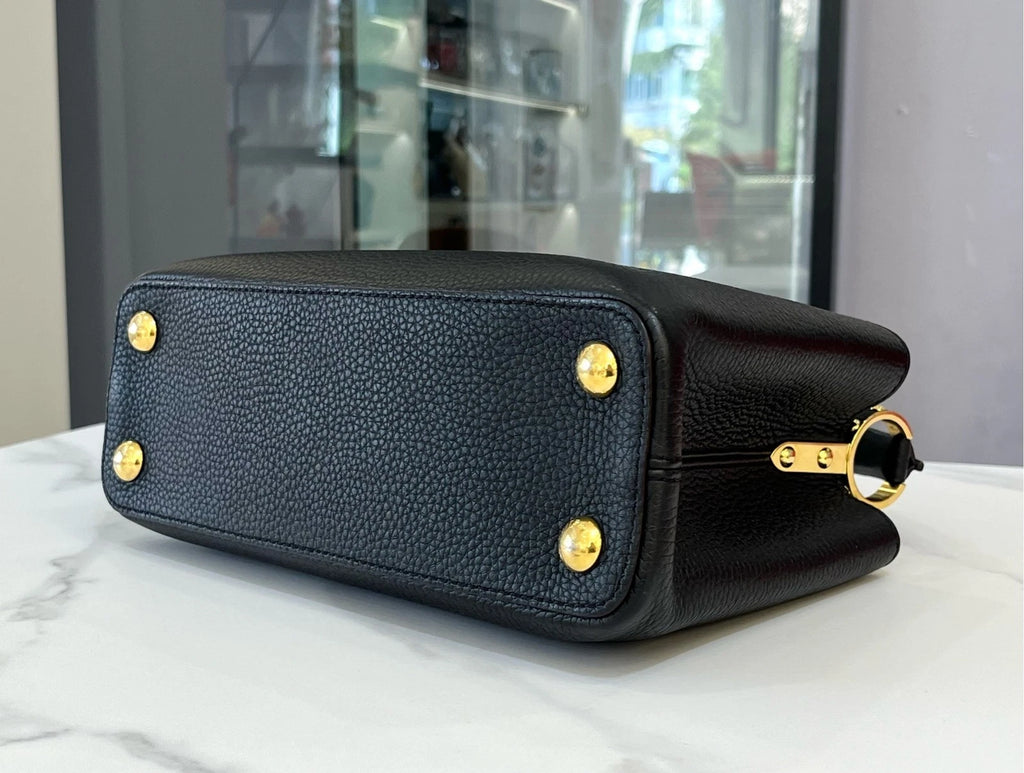 Louis Vuitton Capucines Crossbody Top Handle Excellent