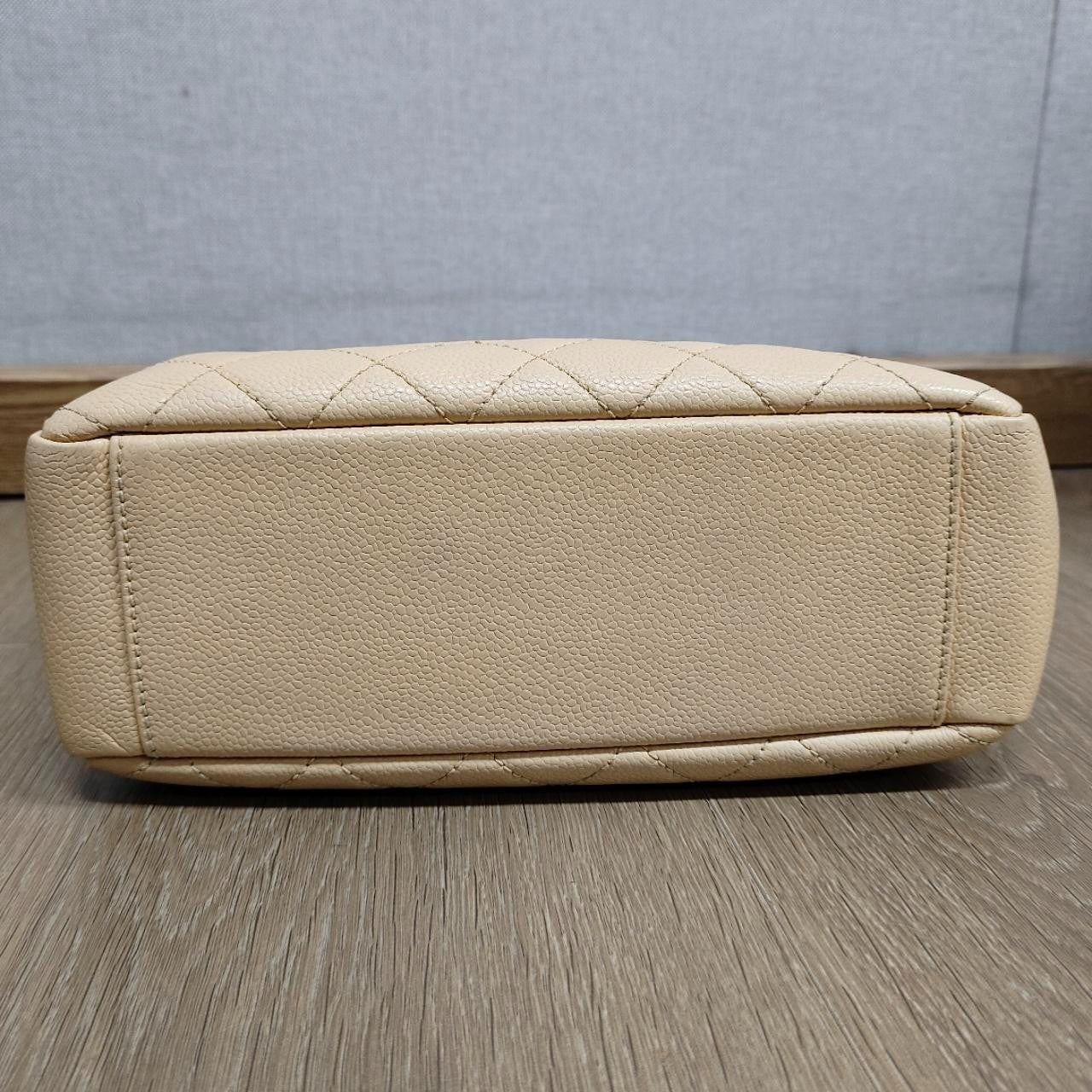 SJ0001 GST Small Flap Bag Beige