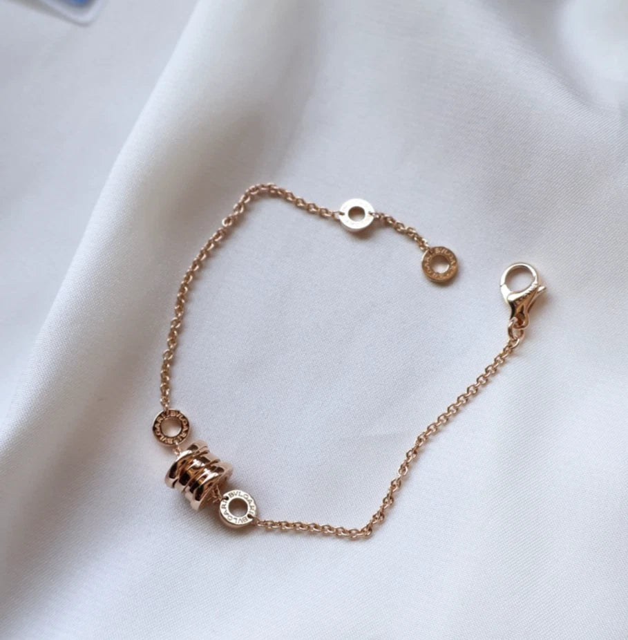 Excellent Bvlgari B.zero1 18K Rose Gold Spring Bracelet Size ML