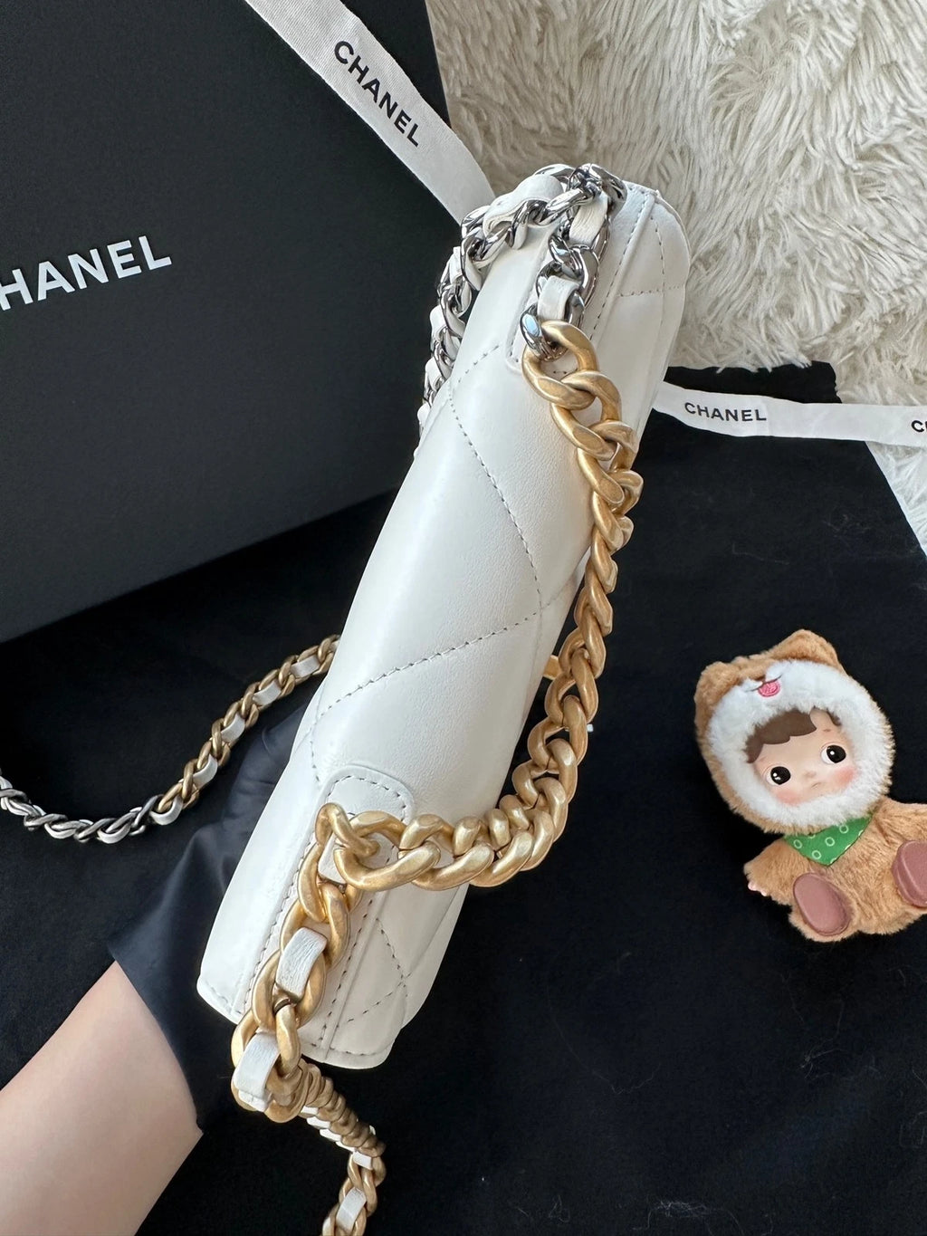 CHANEL 19 WOC White Lamskin Crossbody Bag For Women