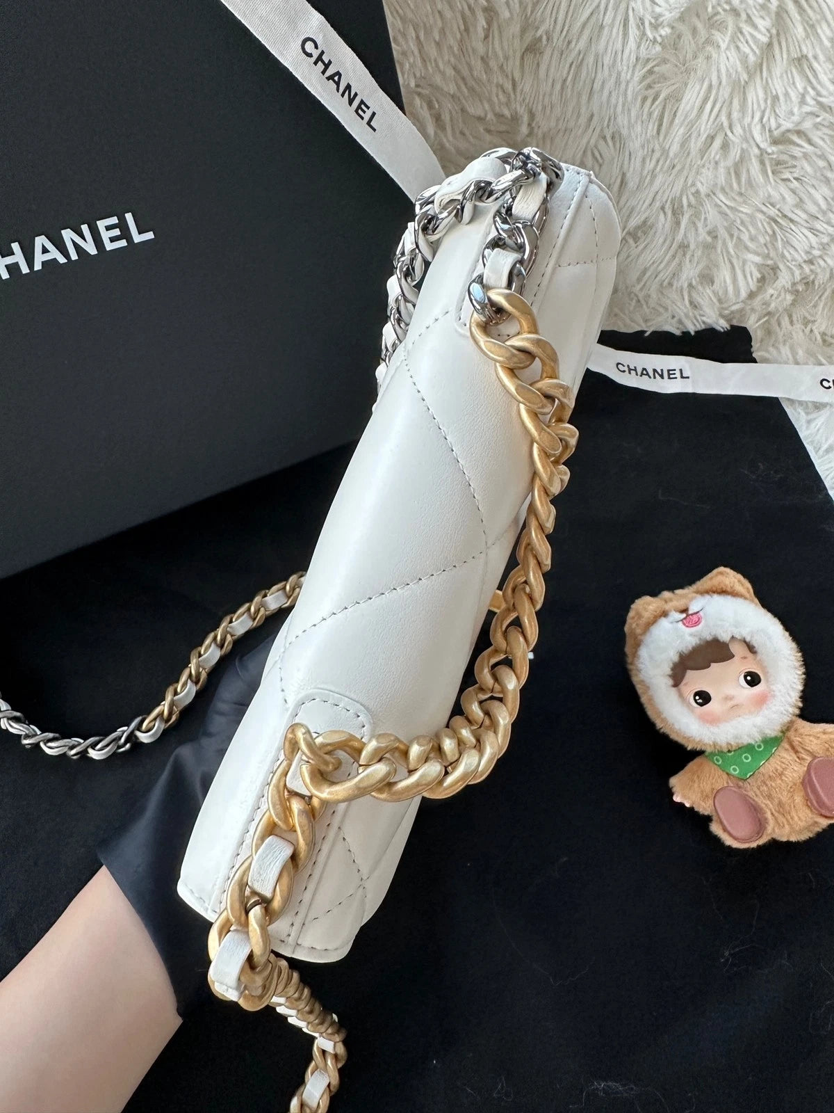 CHANEL 19 WOC White Lamskin Crossbody Bag For Women