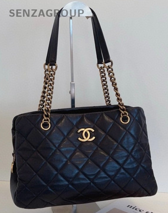 Chanel Calfskin Chain Tote Shoulder Bag Black Gold Women Classic Vintage
