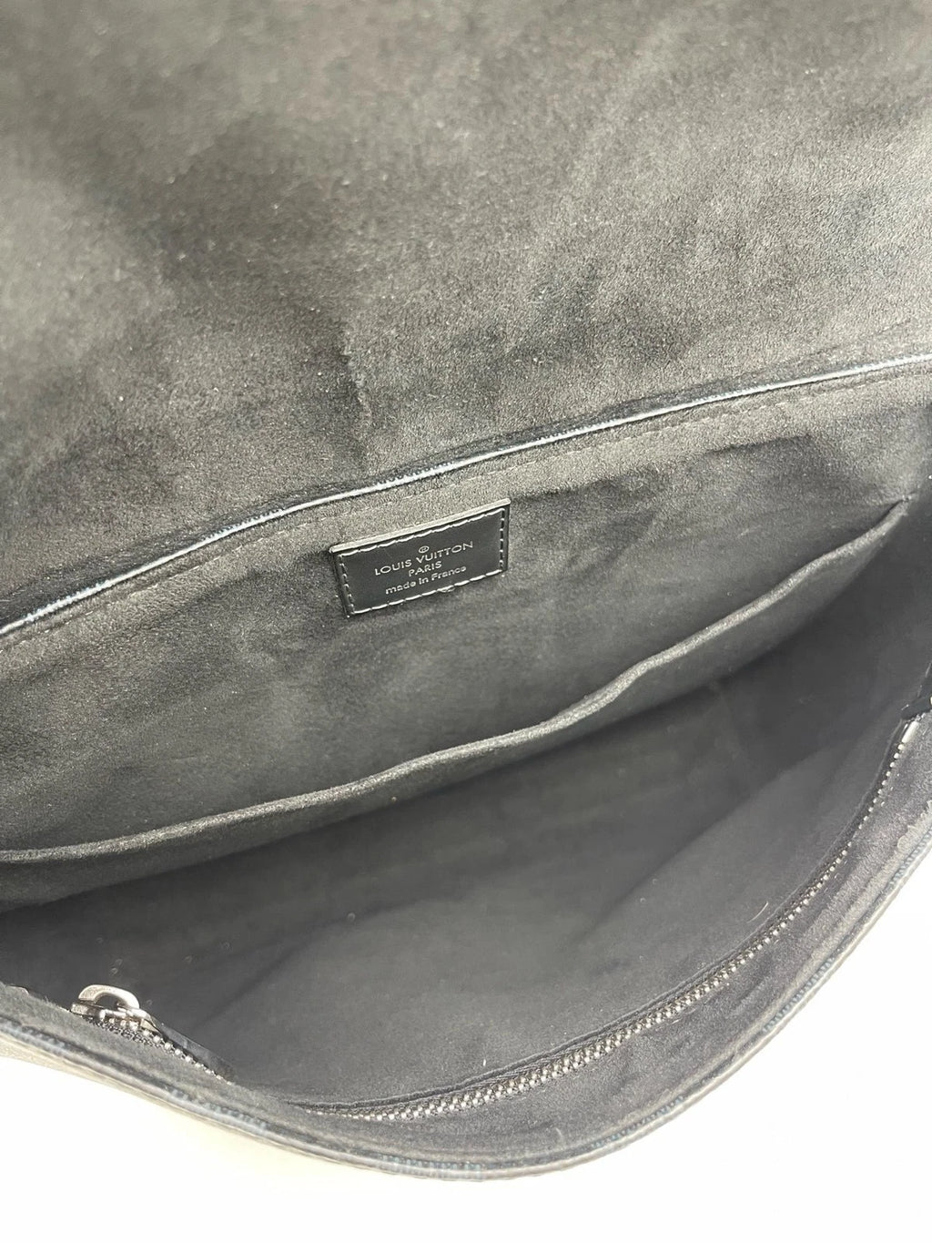 Louis Vuitton District Damier Cobalt Messenger Crossbody Shoulder Bag