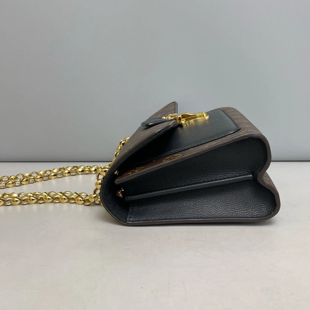 Authentic Louis Vuitton Victoire Chain Monogram Shoulder Bag Brown GHW