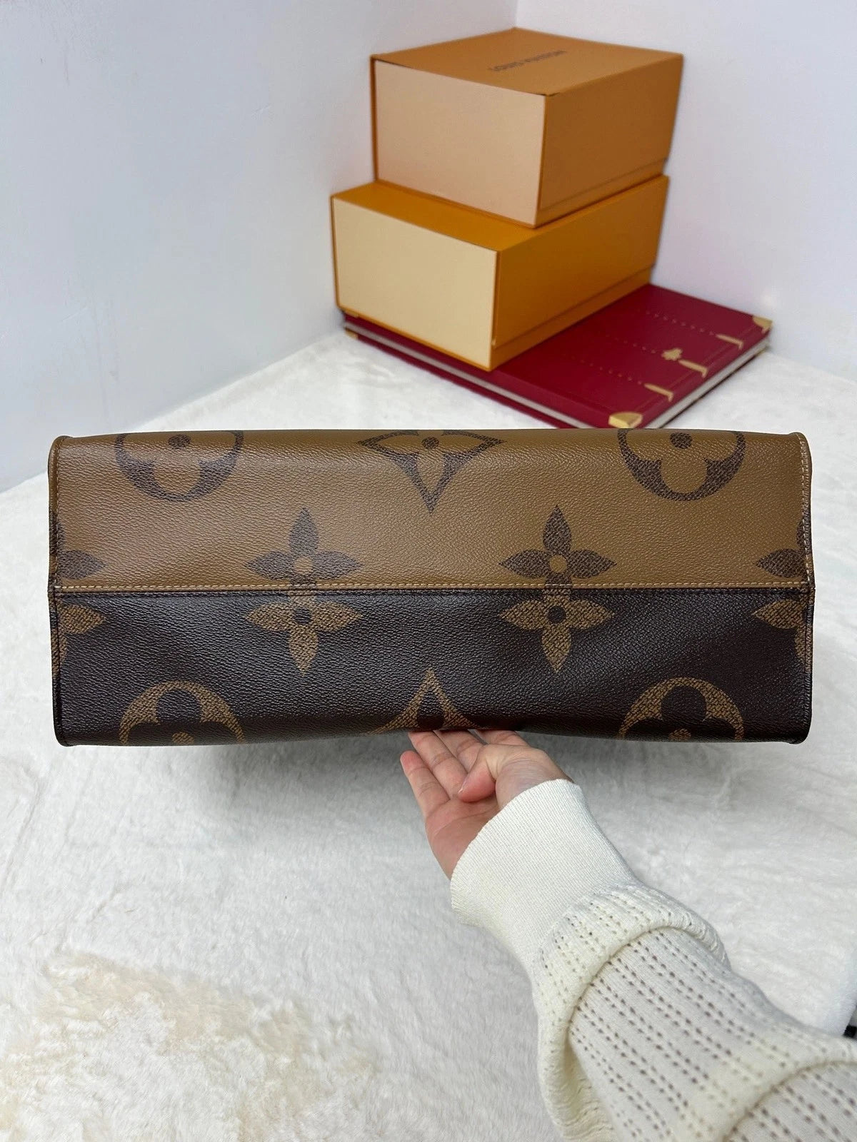 Louis Vuitton OnTheGo Large Monogram Canvas Tote Bag For Women