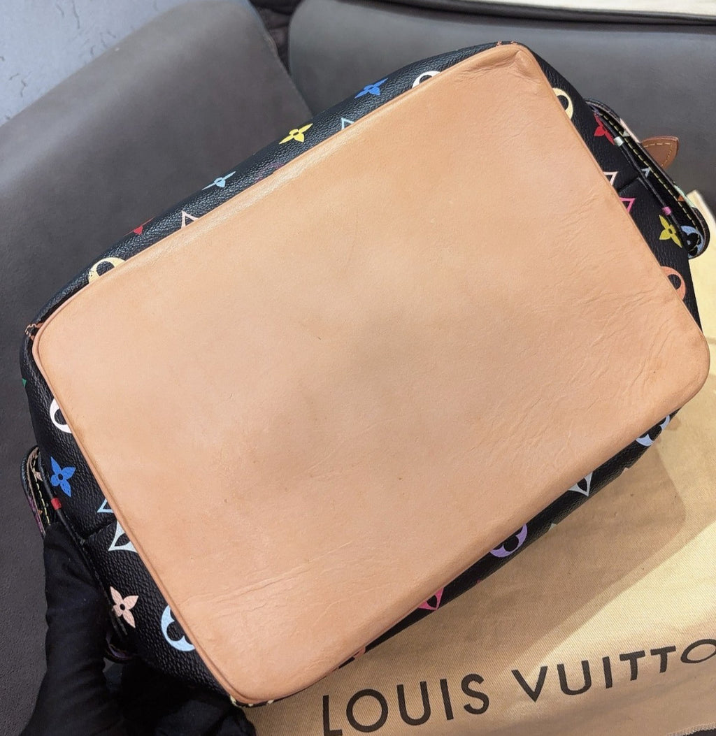 Louis Vuitton Petit Noe Monogram Bucket Drawtring Shoulder bag Women