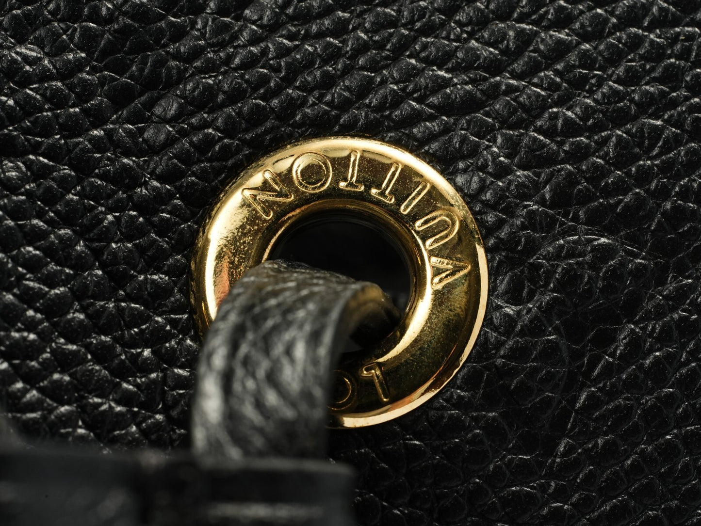 Louis Vuitton  Empreinte  NéoNoé MM M45256 with chip version