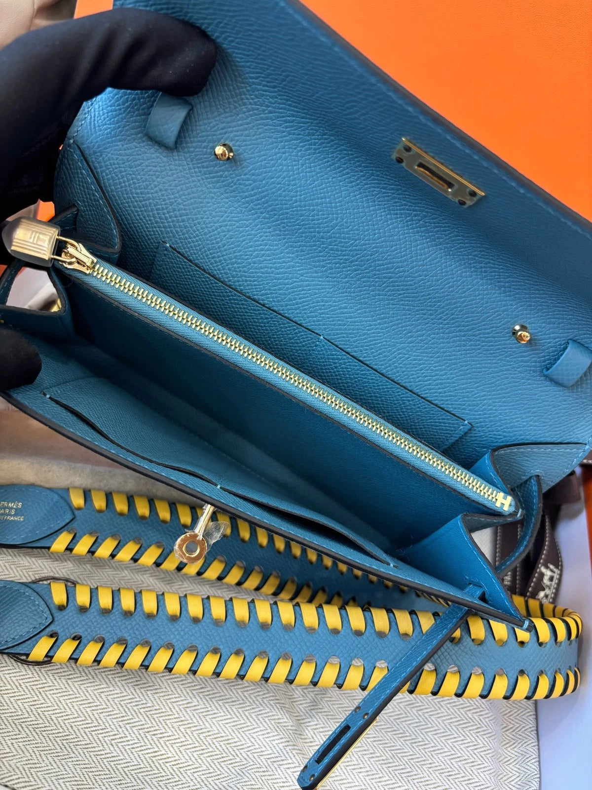 New Hermes Kelly To Go Tressage 2Way Blue Clutch Crossbody Gold Hardware