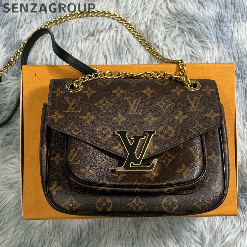 Louis Vuitton Monogram Messenger Chain Crossbody Bag for Women