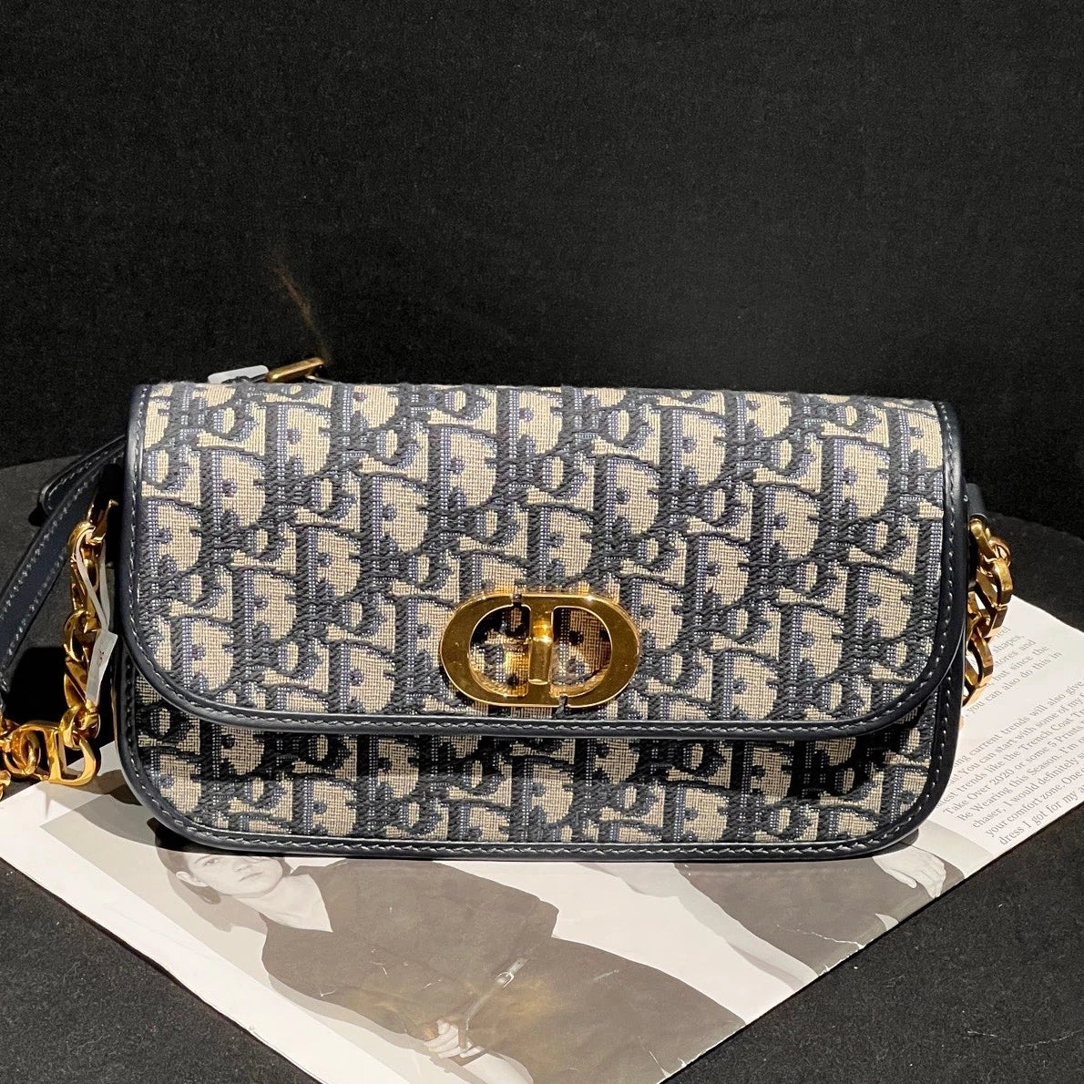 Excellent Christian Dior Avenue30 PM Gold Chain Navy Shoulder Bag Crossbody