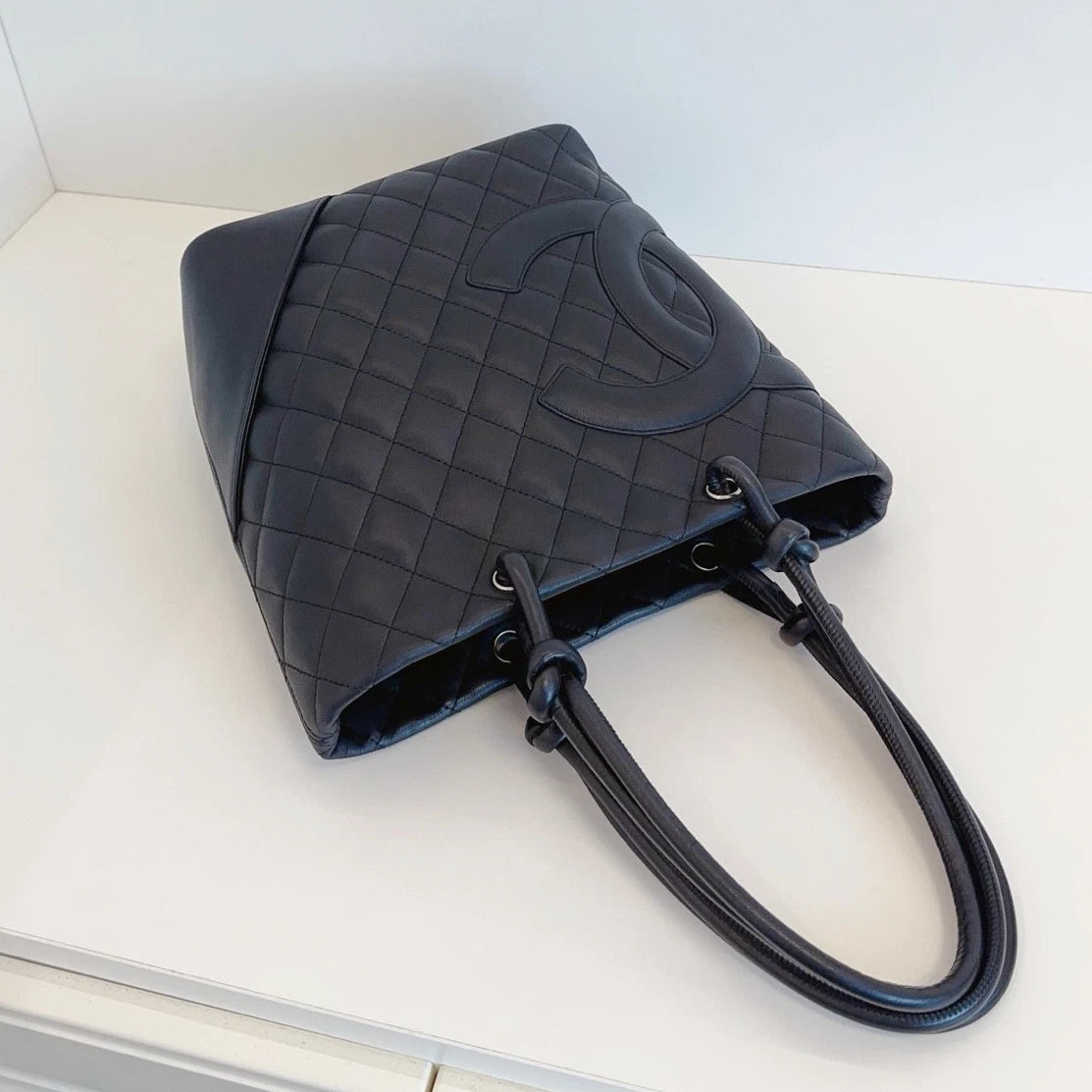 Chanel So Black Bucket Diamond Top Handle Shoulder Bag Black Women Fashion