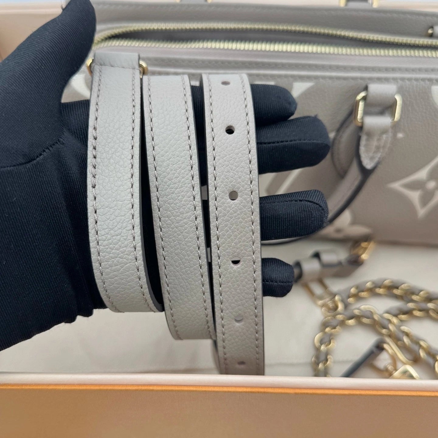 Louis Vuitton Leather Horizontal OnTheGo Tote Bag Elephant Gray For Women