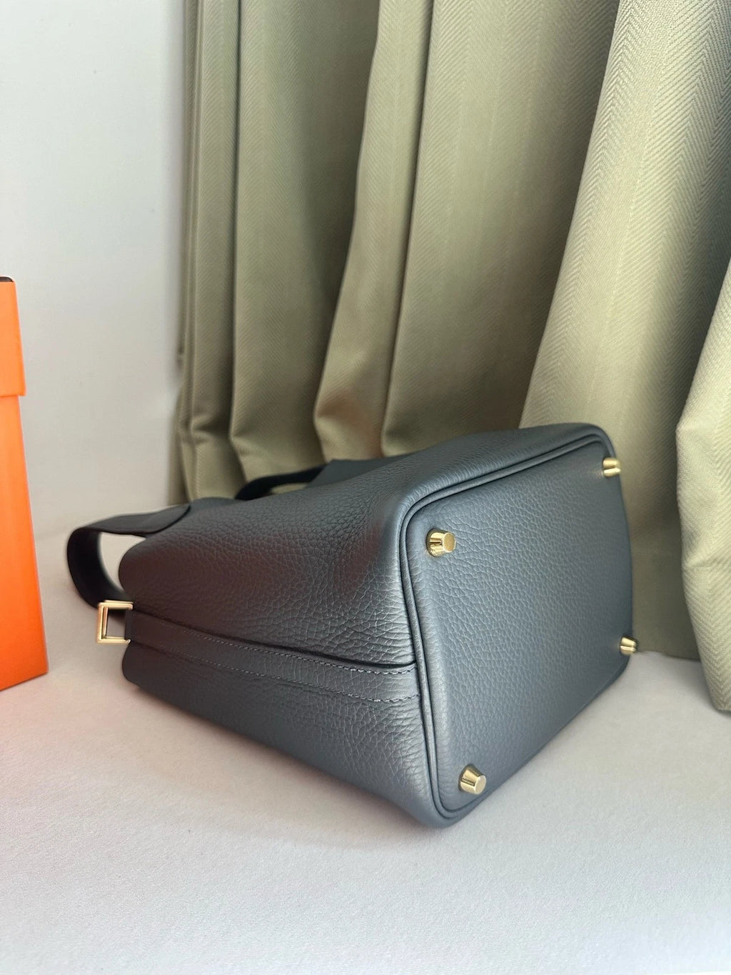 Hermes TC Leather Picotin18 Bucket Bag For Women