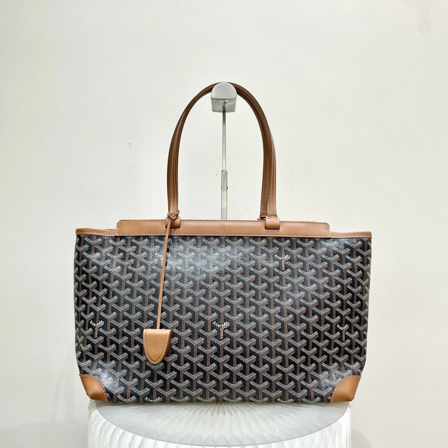 Goyard Bellechasse Monogram Handbag Shoulder Bag Black Brown Women Classic