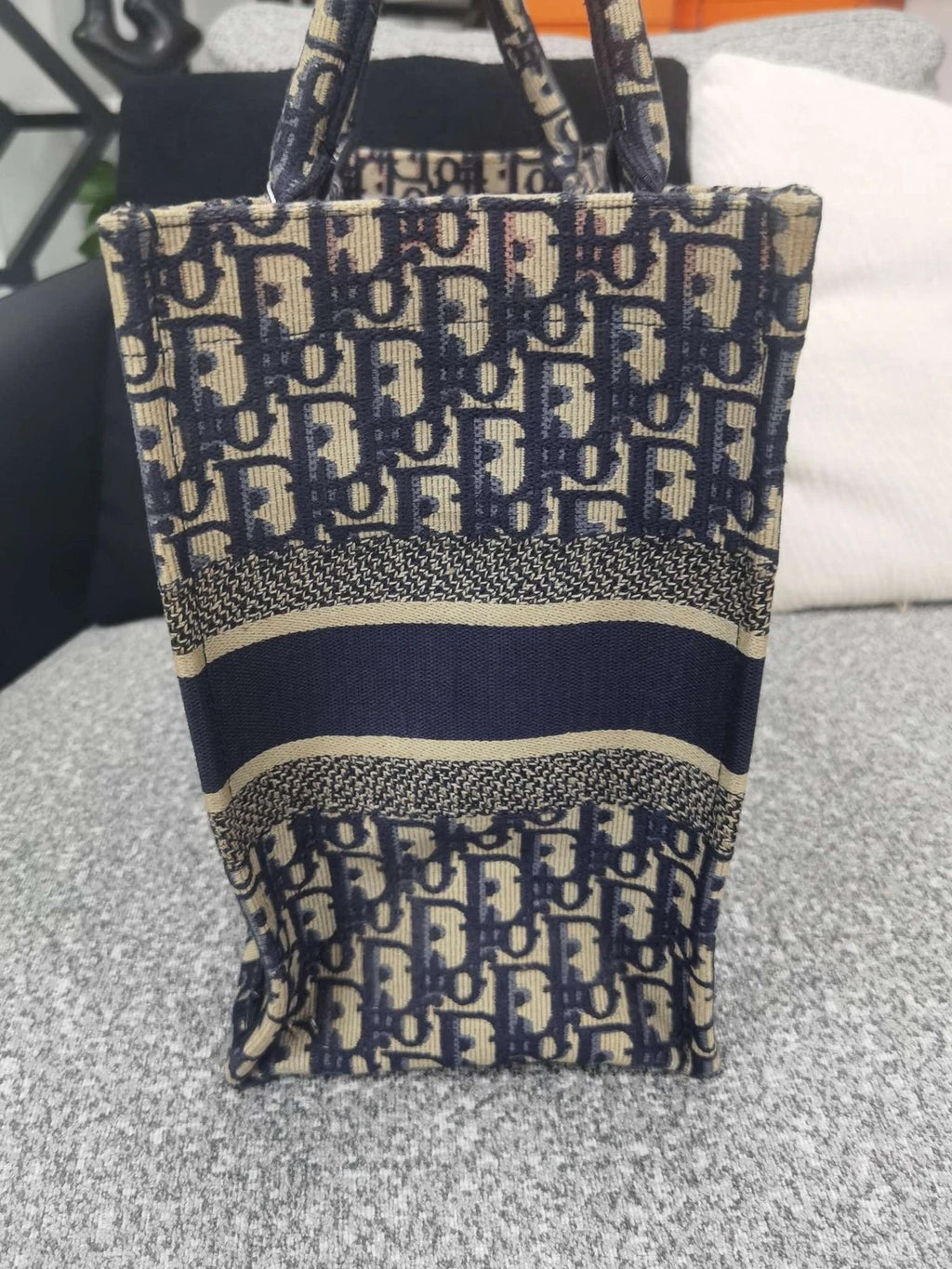 Authentic Dior Blue Denim Oblique Print Medium Tote Handbag For Women