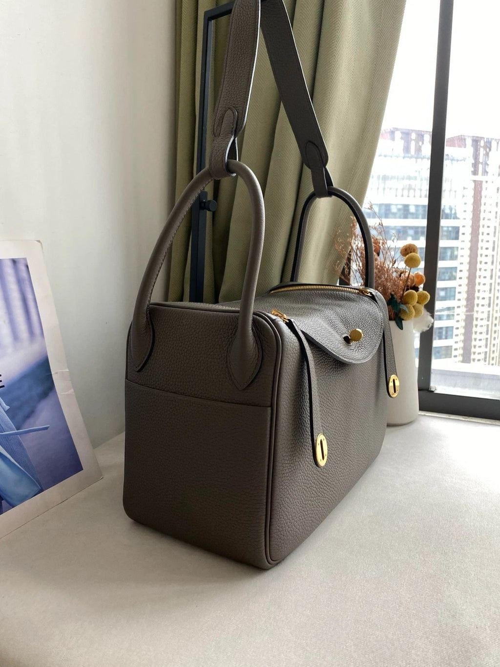 Hermes Togo Leather Lindy30 Shoulder Handbag For Women