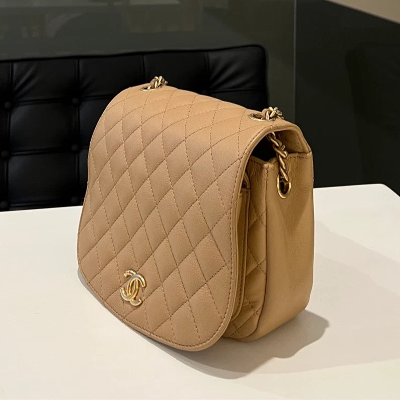 Chanel Saddle Leather Beige Crossbody Excellent