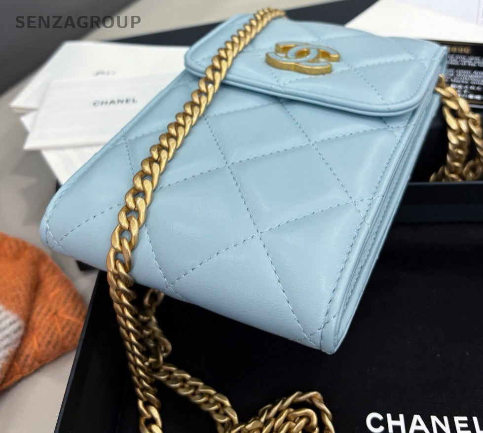 CHANEL CC Enamel clasp Phone case Chain Shoulder bag Almost Brand NEW