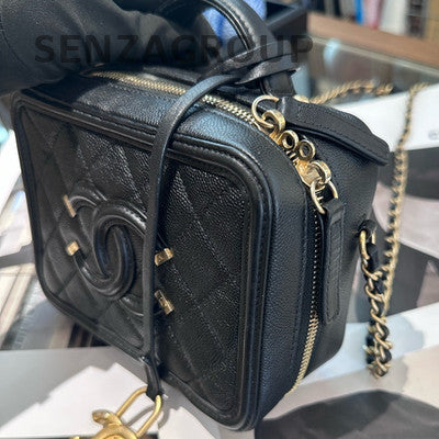Chanel Black Gold Camera Bag Calfskin Shoulder Crossbody Quilted Classic