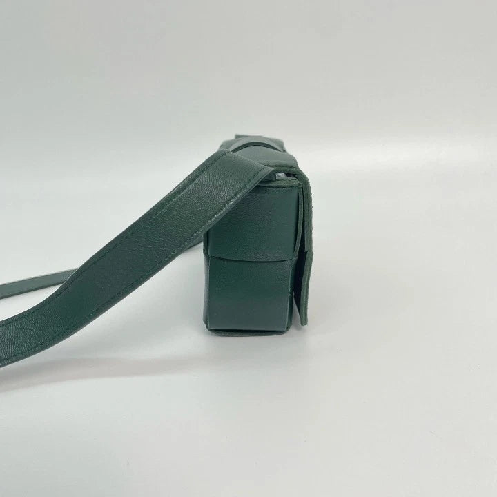 Bottega Veneta Classic Green Mini Woven Crossbody Bag For Women