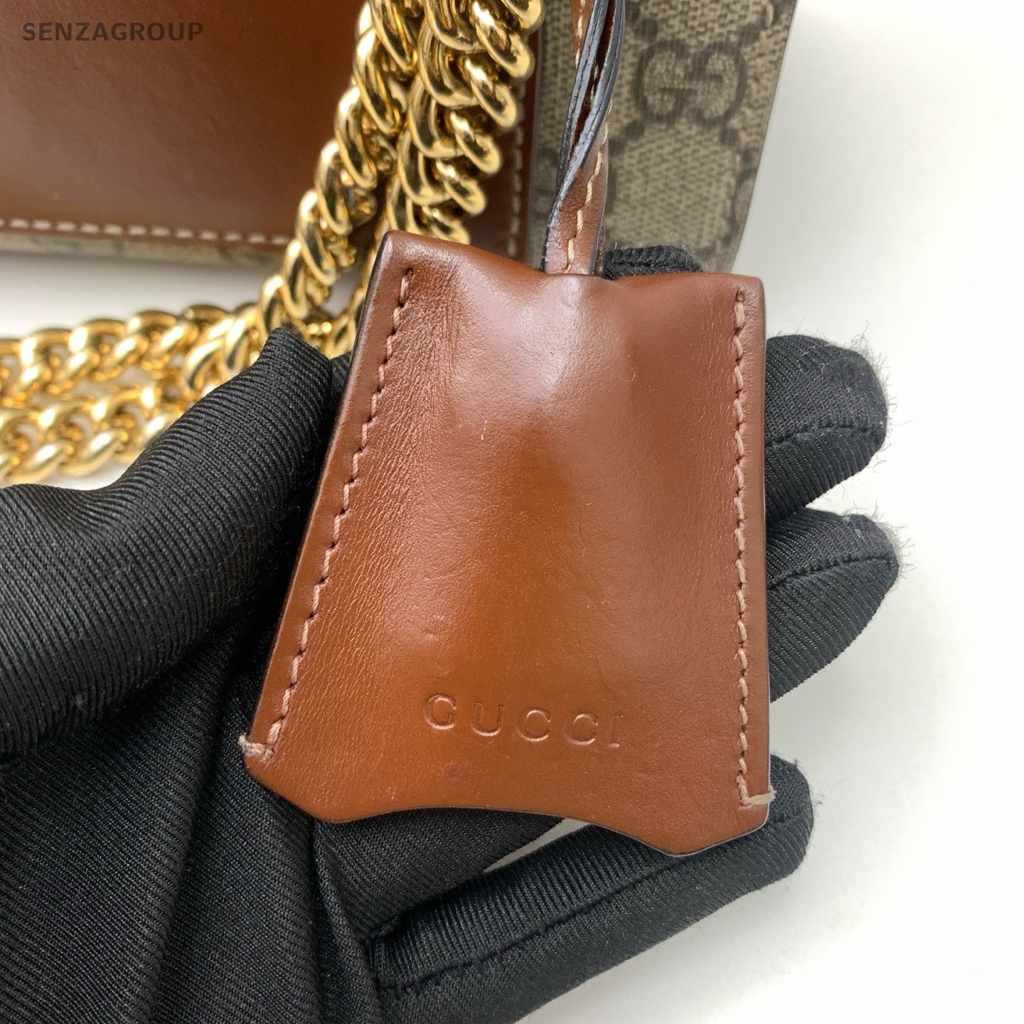 Gucci  Padlock Chain Shoulder Bag Crossbody Beige Black Gold Women Classic
