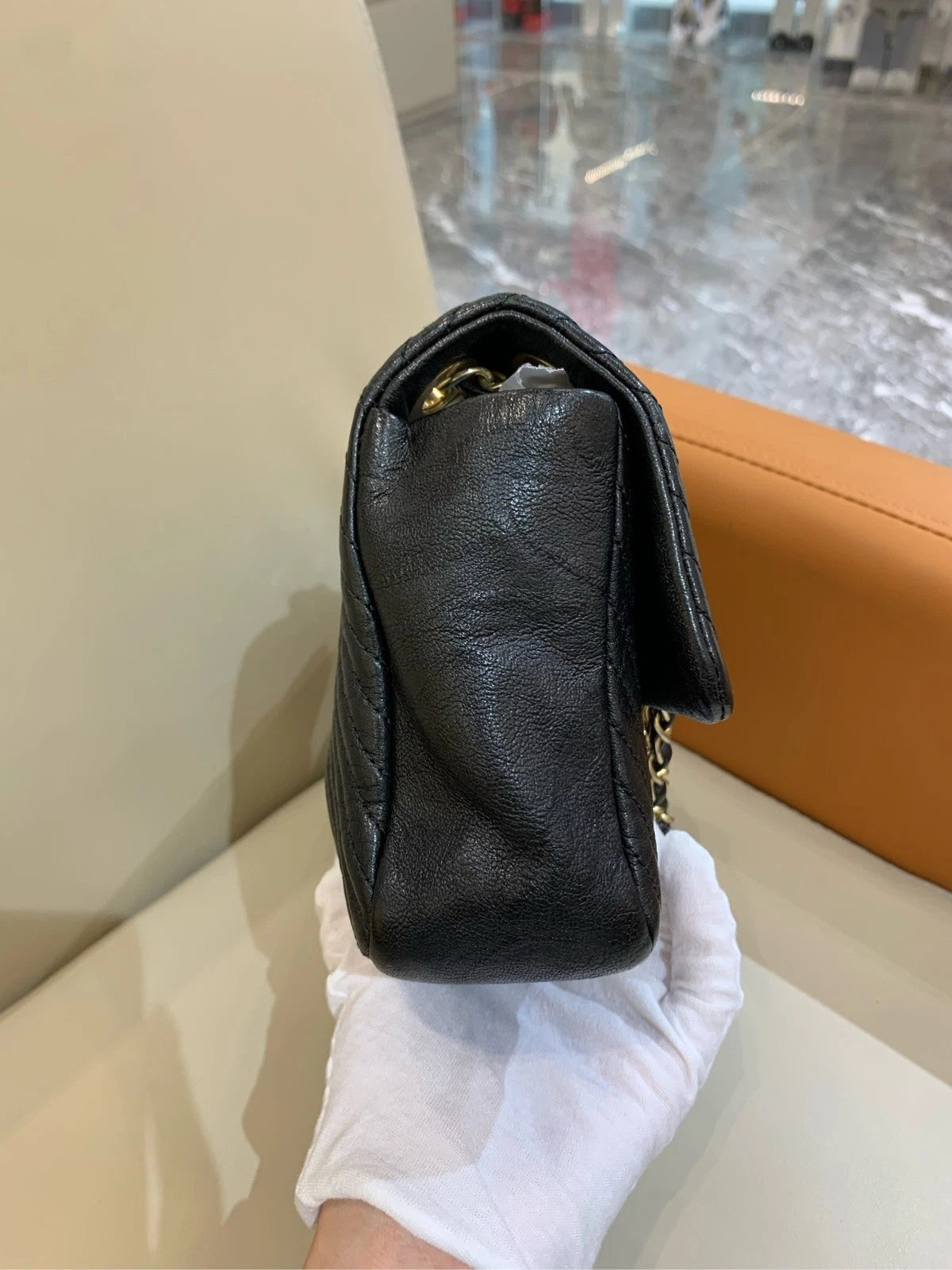 CHANEL Black Gold Chevron Flap Chain Shoulder Crossbody Bag For Women