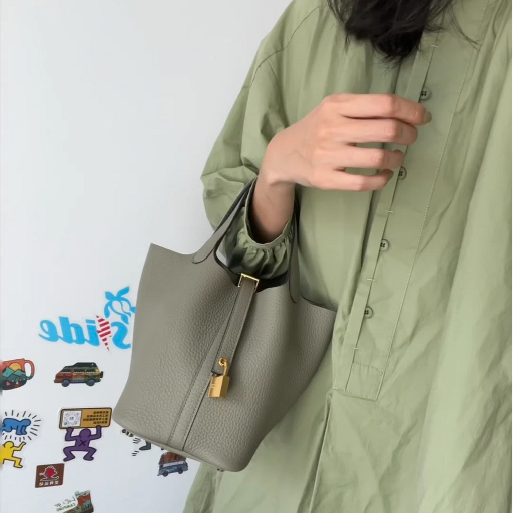 Hermes Picotin18 Tote Top Handle Bag Green Gold Used Women Classic Fashion