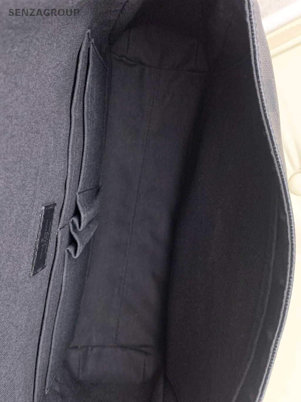 Louis Vuitton Damier Black Crossbody bag