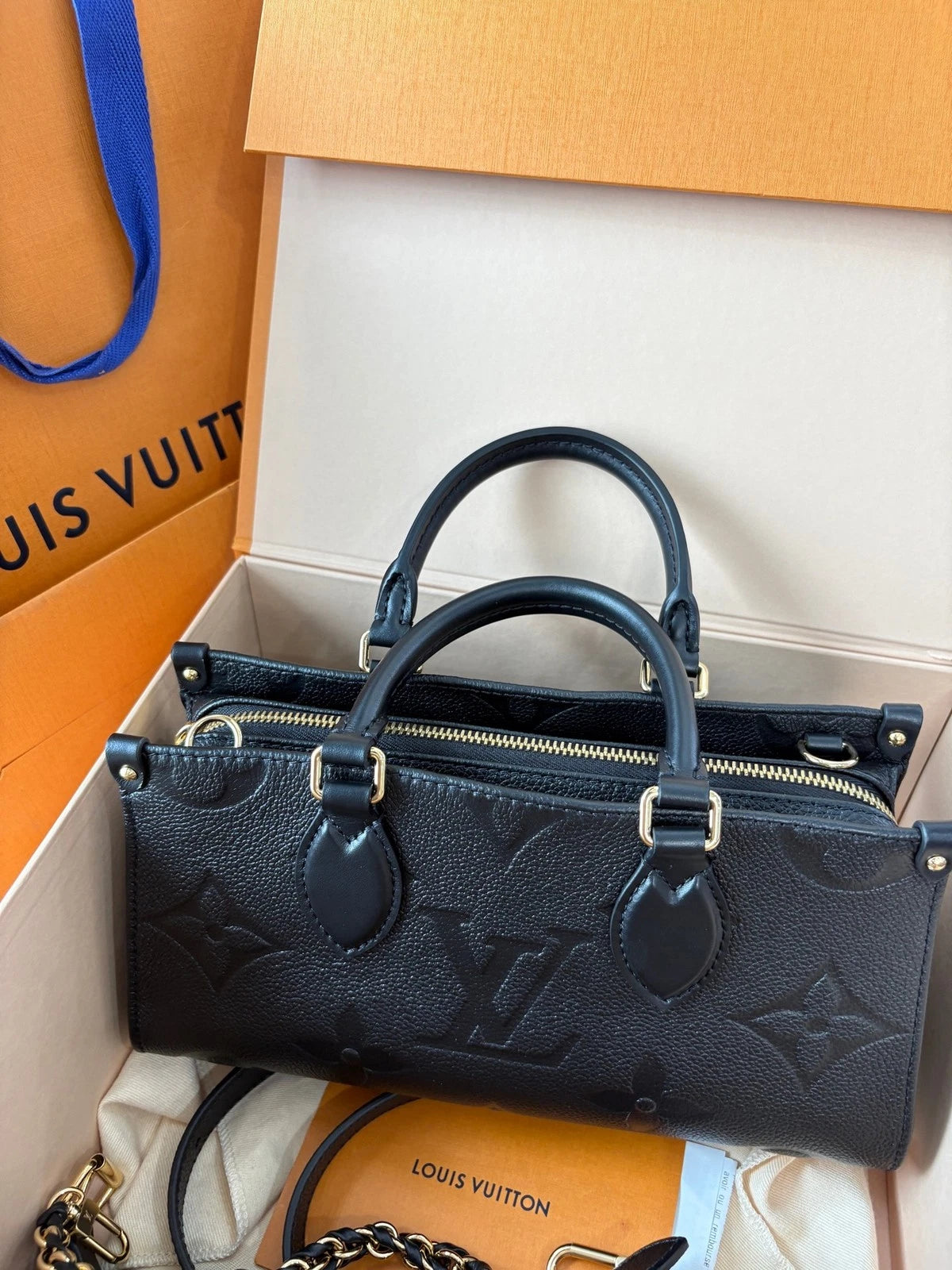 Louis Vuitton OnTheGo Canvas Black Gold Tote Bag Excellent