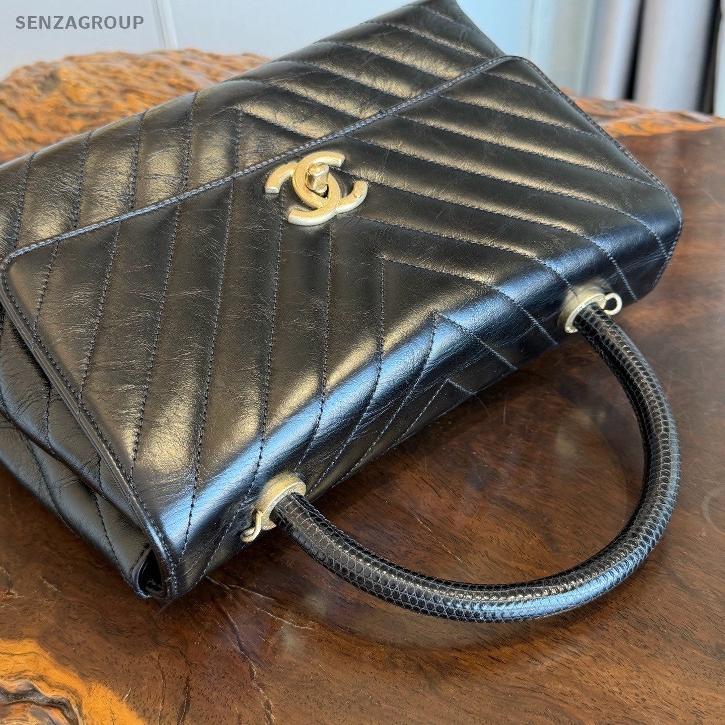 Chanel Cocohandle MM Calfskin Top Handle Bag Chain Crossbody Black Gold Women