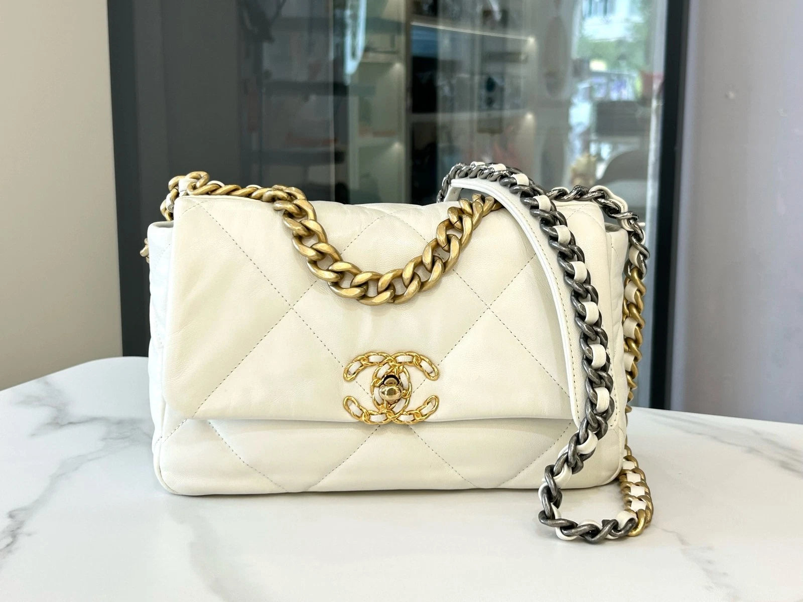 CHANEL 19Bag Small White Gold Lambskin Chain Shoulder Bag For Women