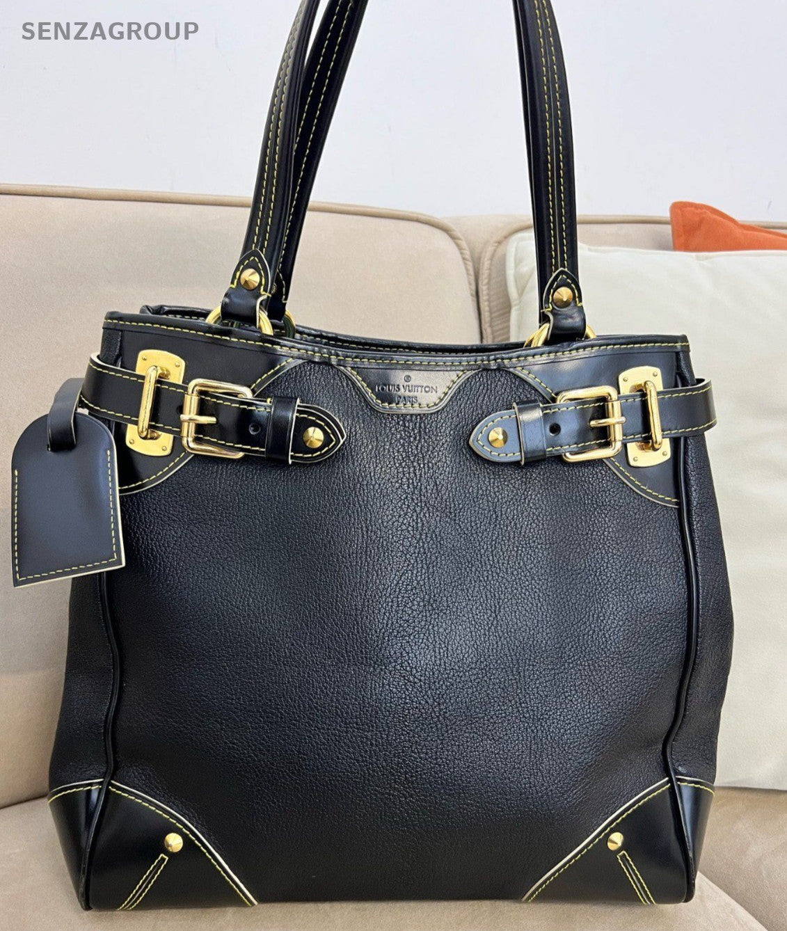 Louis Vuitton Suhali Lambskin Shoulder Bag Black Gold Women Classic