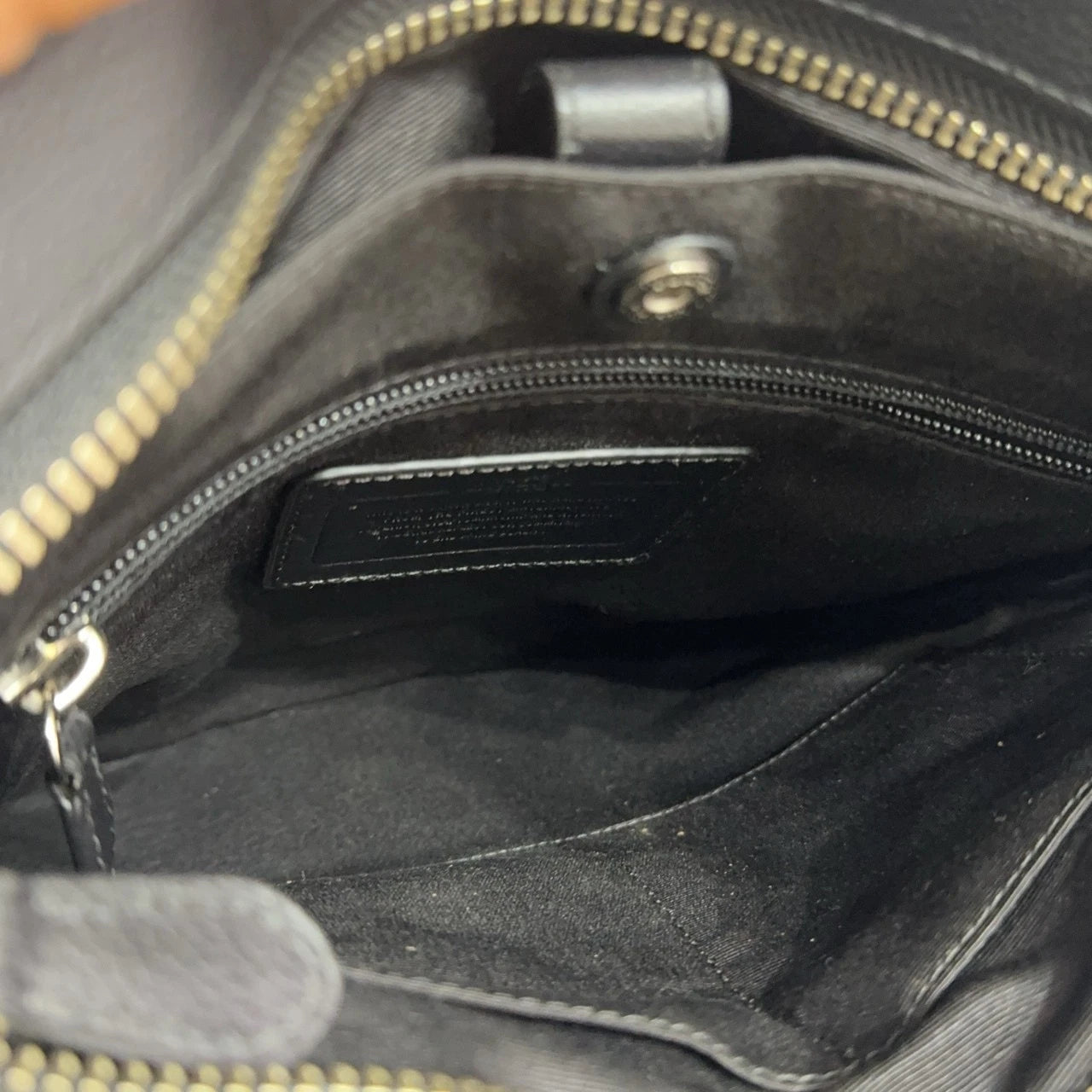 Coach Black Leather Shoulder Crossbody Bag For Women