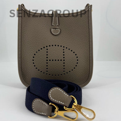 Hermès Evelyne 16 Grey Gold Calfskin Crossbody Shoulder Bag Women's Fashion
