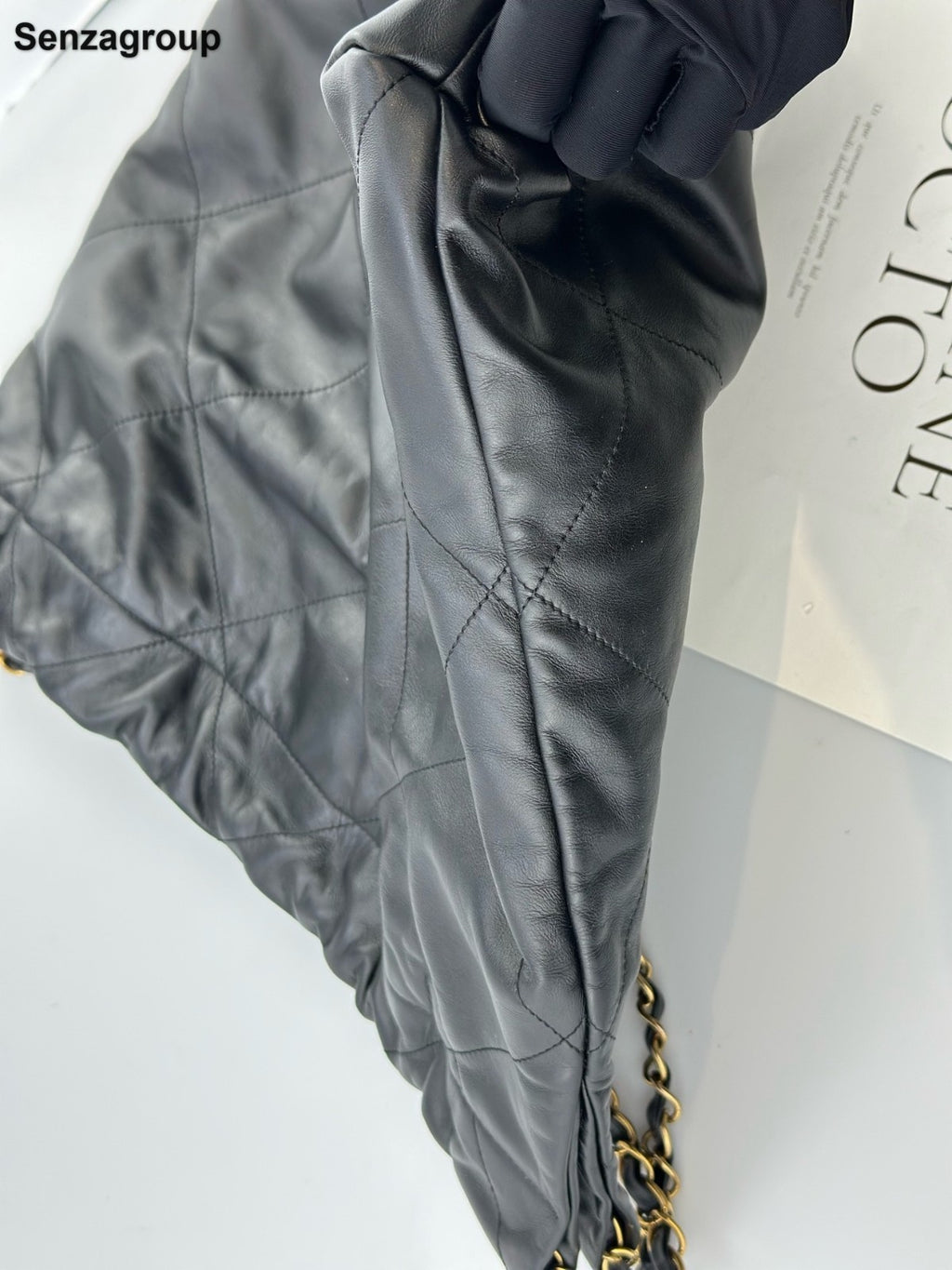 Chanel 22Bag MM Chain Shoulder Bag Crossbody Black Gold Diamond Women Classic