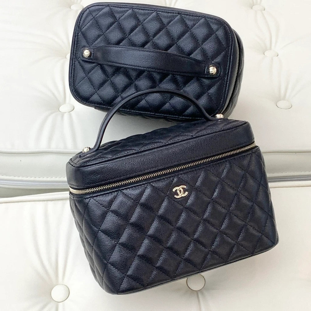 Chanel Vanity Black Gold Top Handle Excellent