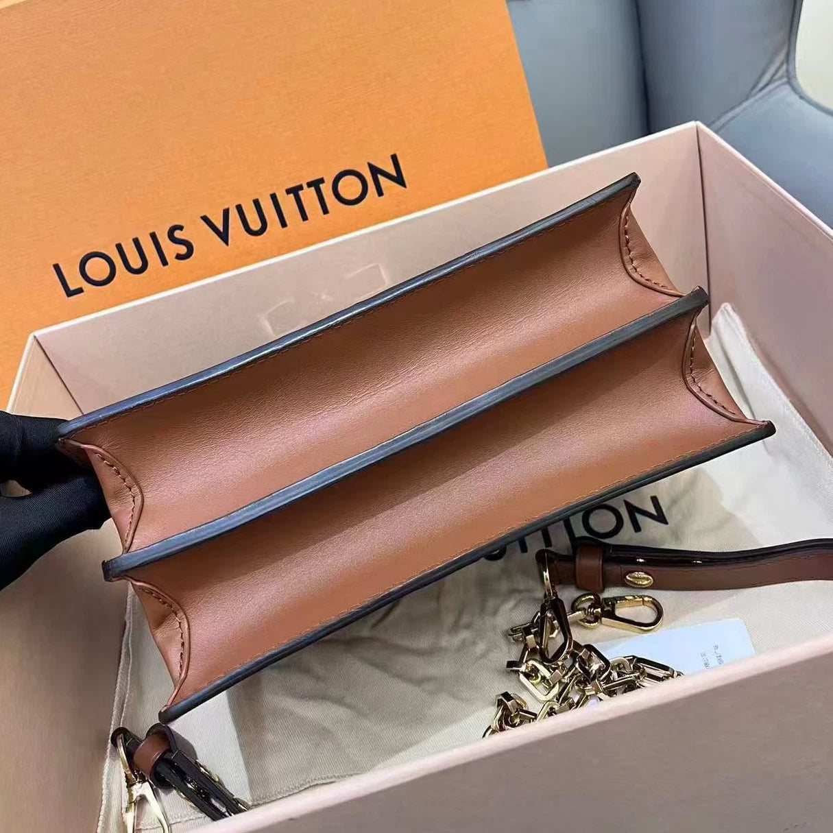 Louis Vuitton Dauphine MM Chain Shoulder Crossbody Brown Gold Women Classic