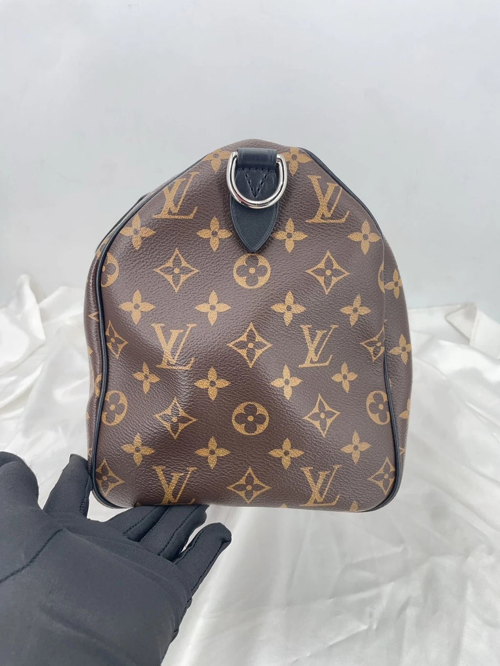 New Louis Vuitton Canvas Speedy 30 Top Handle Handbag For Women