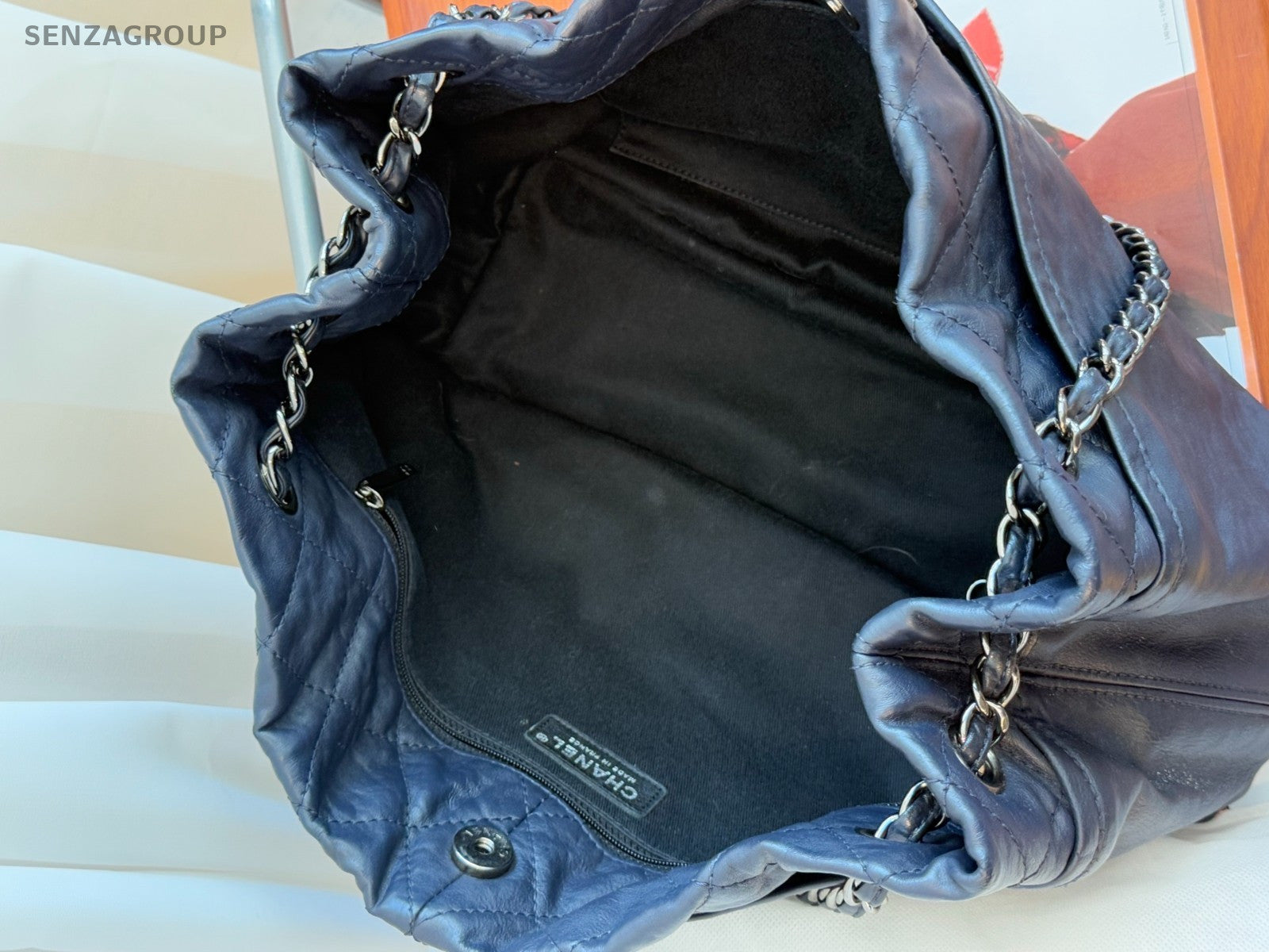 CHANEL CC Logo Tote Chain Shoulder bag Navy Blue Women Classic