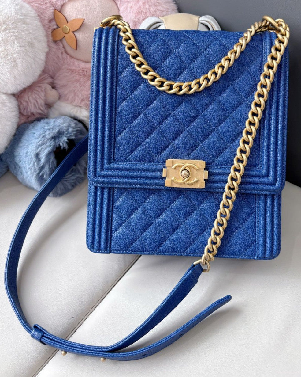 Louis Vuitton Leboy Vertical version Chain Shoulder bag Klein blue Women Gold