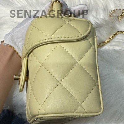 Chanel Quilted Lambskin Handbag Chain Strap Yellow Gold Hardware