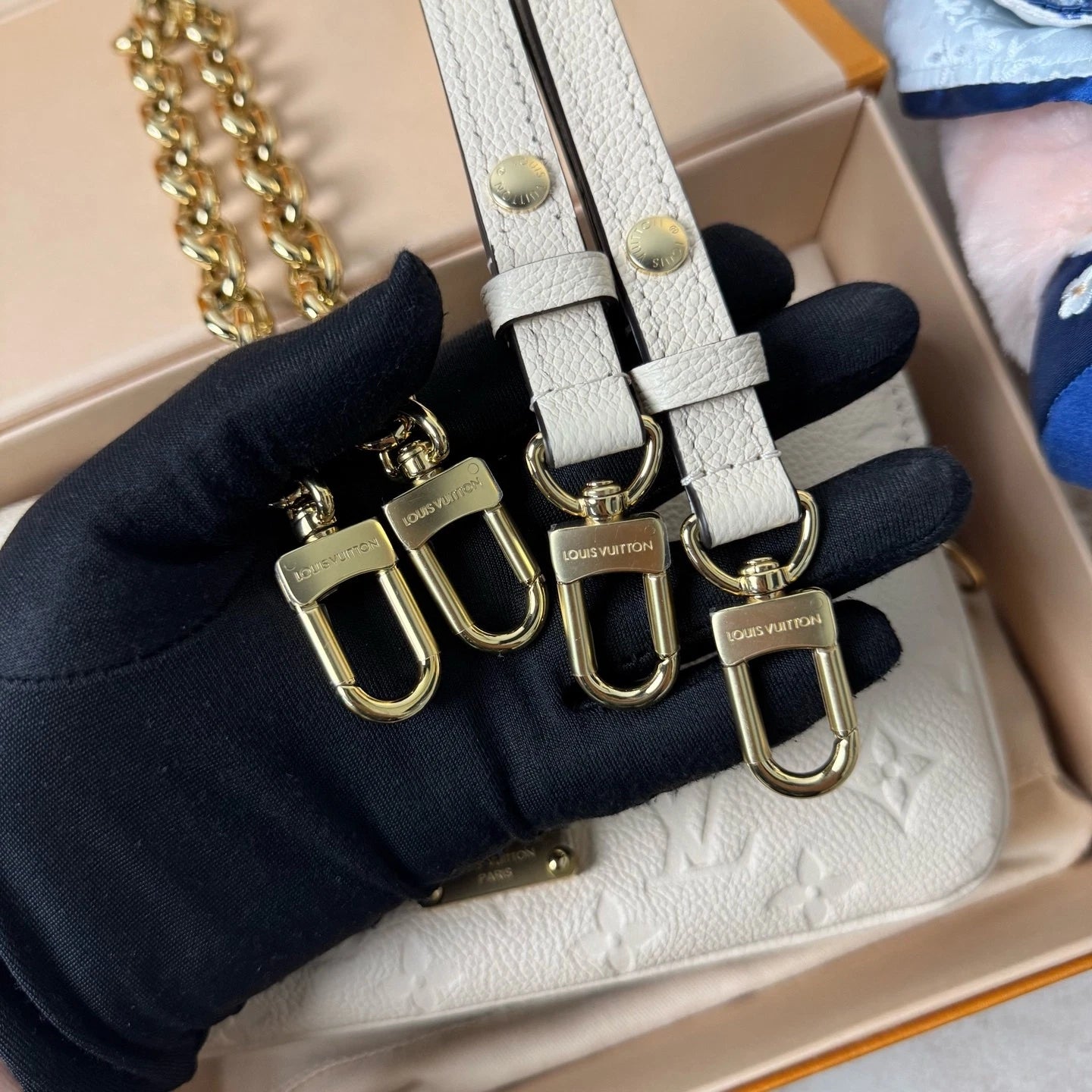 Louis Vuitton White Epi Leather Mini Messenger Bag For Women