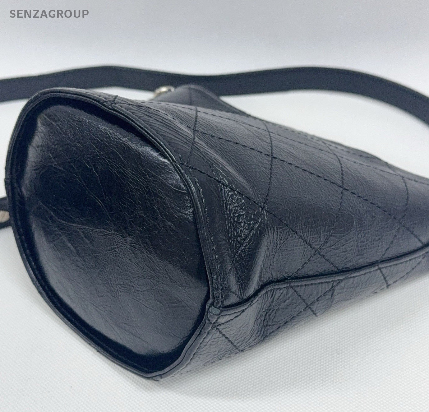 Chanel Diamond Chain Bucket Shoulder Bag Crossbody Black Silver Women Classic