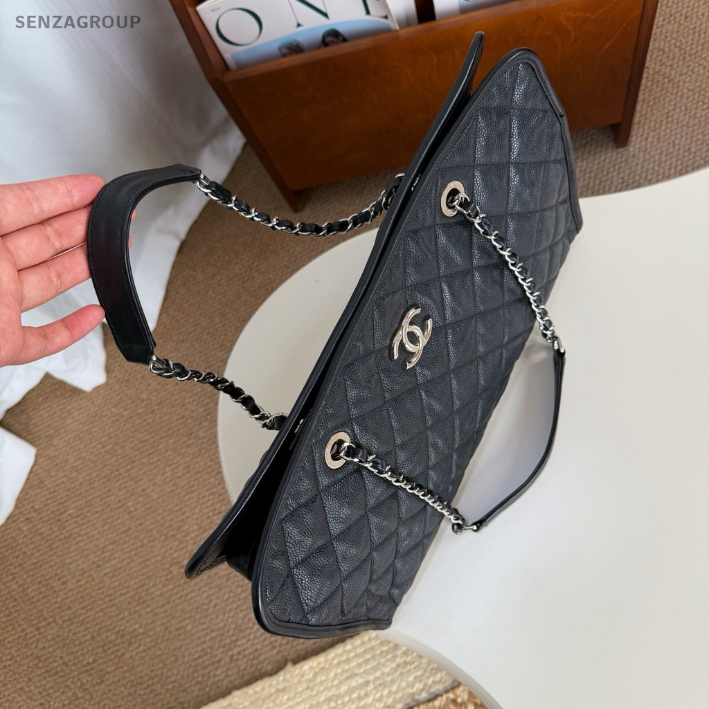 CHANEL Caviar Tote Diamond Pattern Chain Shoulder bag Black Silver Women Classic